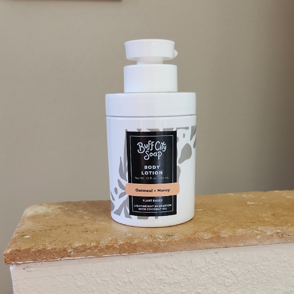 Oatmeal + Honey Body Lotion - White